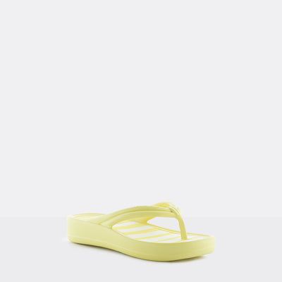 Breezy Lemonade